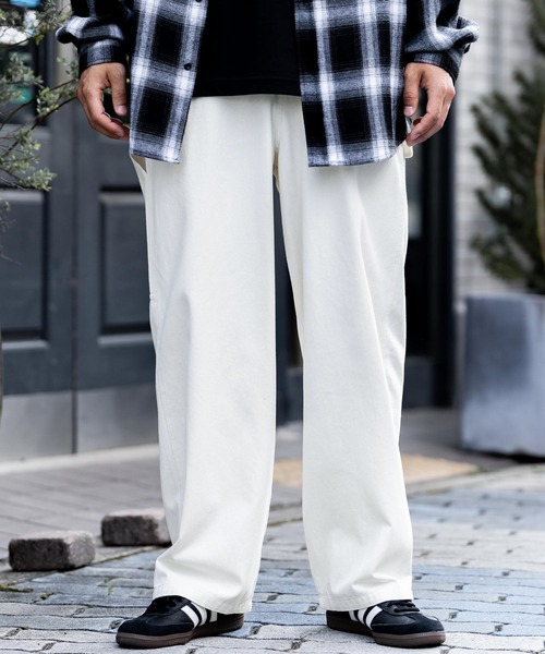 KANGOL（カンゴール）の「KANGOL カンゴール 別注コラボデニム・ツイルワイドテーパードペインターパンツ（デニムパンツ・メンズ・ブラック/ライトブラック/ワンウォッシュ/ケミカルウォッシュ/アイボリー/ブルー・M/L/XL）」の9枚目の写真