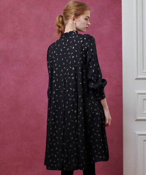 LOULOU WILLOUGHBY ルルウィルビー梨地ダブルフレアーワンピース LOULOU WILLOUGHBY ルルウィルビー梨地ダブルフレアーワンピース