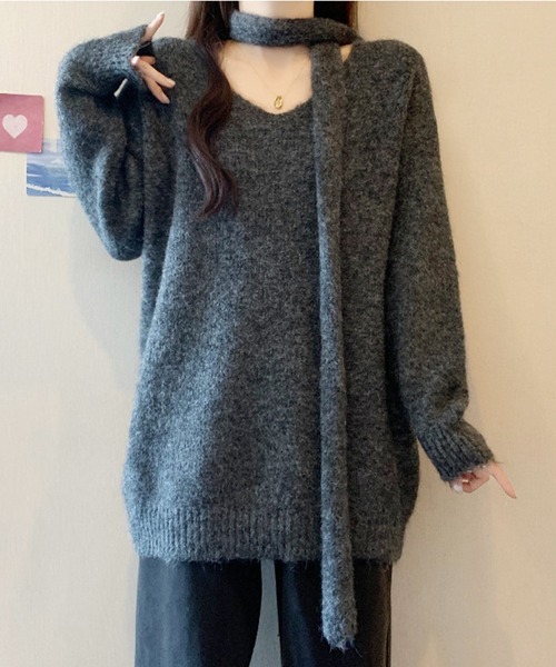 Lace Ladies(レースレディース)の「ストール付き ソリッドカラー Vネック ニット プルオーバー(ニット/セーター・レディース・グレー/アイボリー/ブラック・FREE)」の3枚目の写真