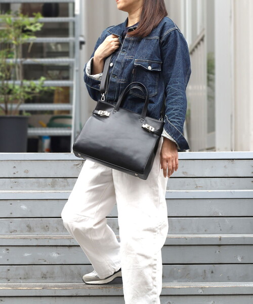 SMIR NASLI(サミールナスリ)の「W金具付き2WAYトートバッグ/A4対応(トートバッグ・レディース・ブラック/ベージュ・FREE)」の20枚目の写真