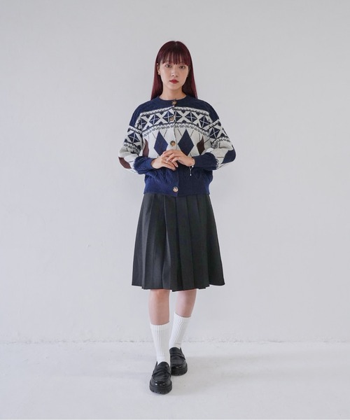 Uenui(ウニュイ)の「【 cunii 】 nordic knit cardigan(カーディガン/ボレロ・レディース・ベージュ系/ネイビー・FREE)」の3枚目の写真