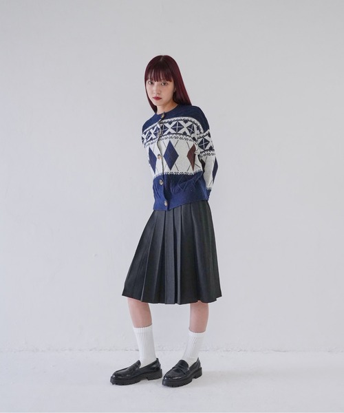 Uenui(ウニュイ)の「【 cunii 】 nordic knit cardigan(カーディガン/ボレロ・レディース・ベージュ系/ネイビー・FREE)」の8枚目の写真
