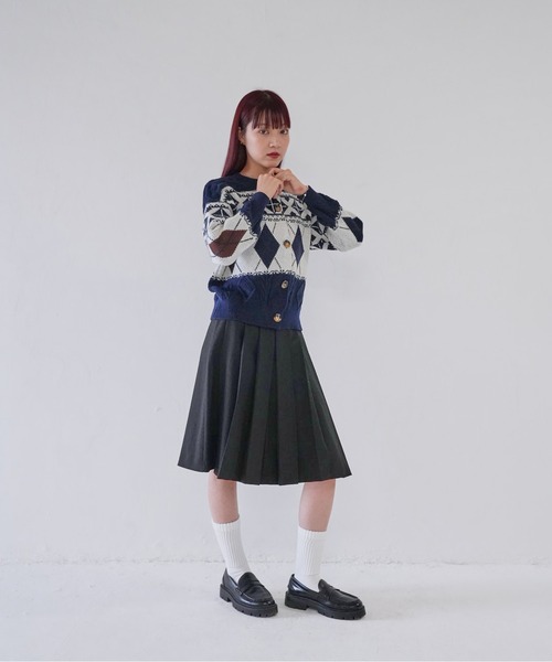 Uenui(ウニュイ)の「【 cunii 】 nordic knit cardigan(カーディガン/ボレロ・レディース・ベージュ系/ネイビー・FREE)」の13枚目の写真