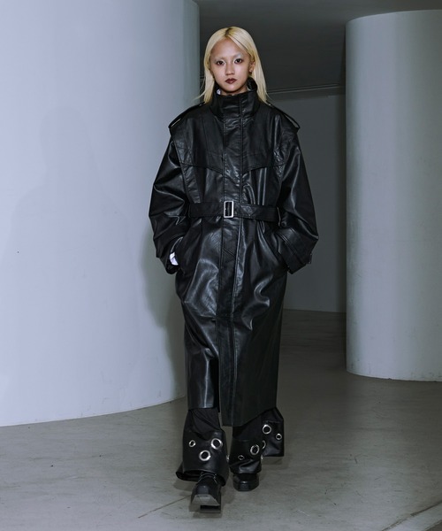 ハイネック合皮ロングコート（トレンチコート）｜Ellno Loset（エルノ