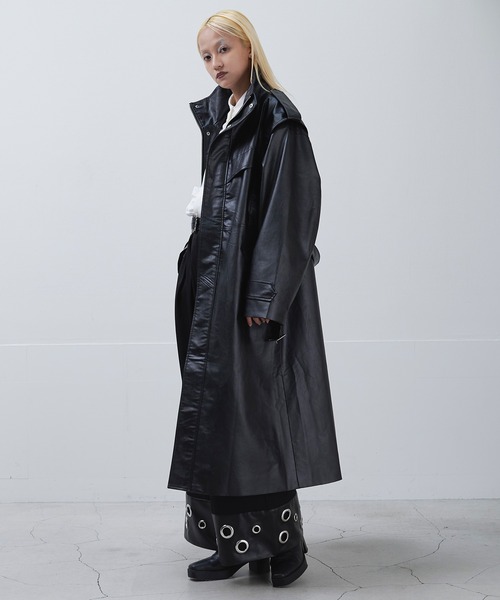 ハイネック合皮ロングコート（トレンチコート）｜Ellno Loset（エルノ
