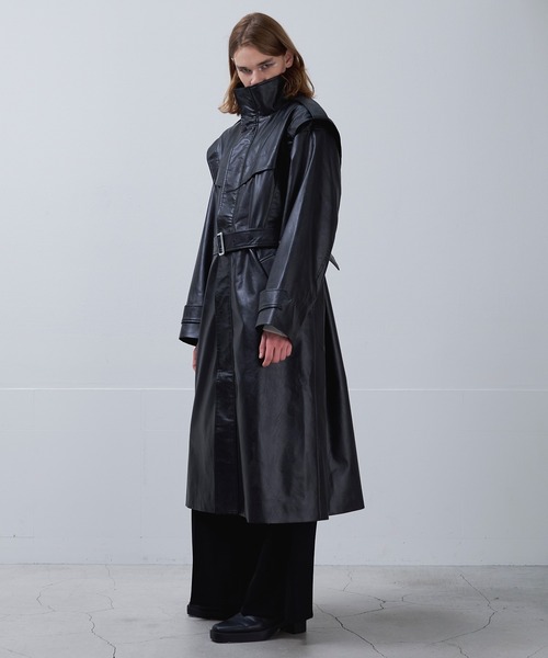 Ellno Loset（エルノロゼット）の「ハイネック合皮ロングコート（トレンチコート・メンズ・ブラック・SMALL/MEDIUM/LARGE）」の4枚目の写真