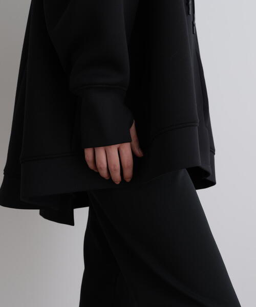 G*4様 【新品未使用】LE PHIL SPORTS ジャージフーディ LE PHIL SPORTS》テックダンボールジャージフーディ | LE PHIL（ル