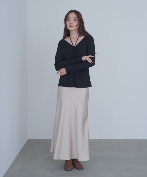 Bab(バブ)の「センターシャーリングカットソー(Tシャツ/カットソー・レディース・チャコールグレー/ブラック/アイボリー・FREE)」の5枚目の写真
