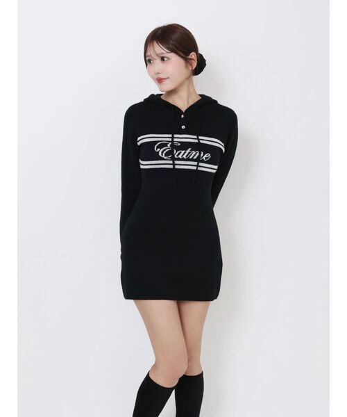 EATME（イートミー）の「フーディーロゴニットワンピース（ワンピース・レディース・ブラック/オフホワイト・FREE）」の22枚目の写真