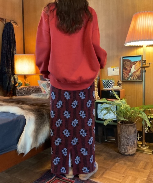 Unitage（ユニテージ）の「カレッジロゴ裏起毛スウェット（スウェット・レディース・ブラウン/ライトグレー/レッド・FREE）」の6枚目の写真