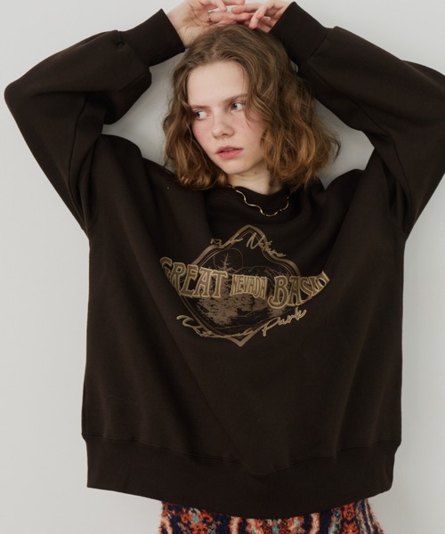 Unitage（ユニテージ）の「カレッジロゴ裏起毛スウェット（スウェット・レディース・ブラウン/ライトグレー/レッド・FREE）」の17枚目の写真