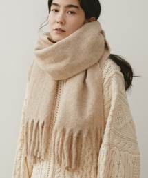 Libra Cue（リブラ キュー）の「ベーシックストール（ストール/ショール）」