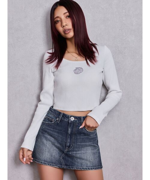 GYDA(ジェイダ)の「GDロゴラインストーンテレコトップス(Tシャツ/カットソー・レディース・ブラック/グレー/オフホワイト・FREE)」の4枚目の写真