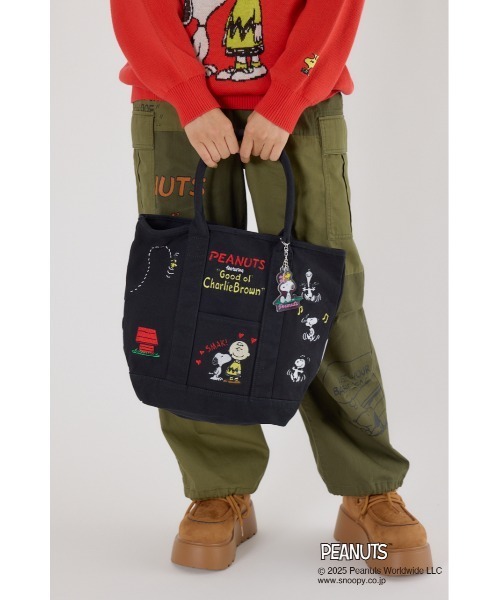 RODEO CROWNS WIDE BOWL（ロデオクラウンズワイドボウル）の「(PEANUTS)トートバッグ（トートバッグ・レディース・オフホワイト/ブルー/ブラック・FREE）」の13枚目の写真