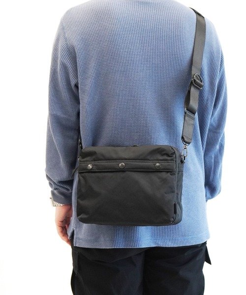 アントラック ショルダーバッグ CITY DS 6L 2気室 60392（ショルダー