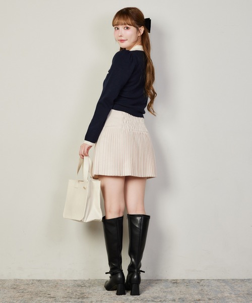 one after another NICE CLAUP(ワンアフターアナザーナイスクラップ)の「【S/Mサイズ展開】細プリーツラメスカート(スカート・レディース・チャコールグレー/ブラック/アイボリー・MEDIUM/SMALL)」の6枚目の写真