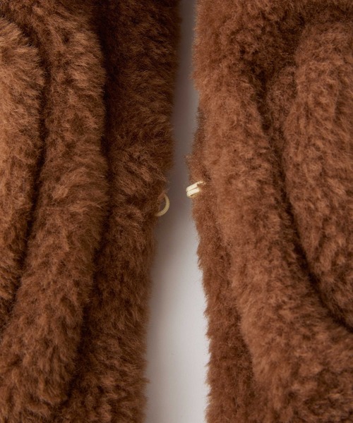 Casselini（キャセリーニ）の「Casselini(キャセリーニ)ムートン風リボンティペット（マフラー・レディース・チャコール/ブラウン・FREE）」の14枚目の写真