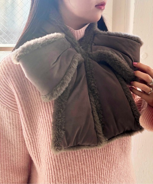 Casselini（キャセリーニ）の「Casselini(キャセリーニ)ムートン風リボンティペット（マフラー・レディース・チャコール/ブラウン・FREE）」の22枚目の写真