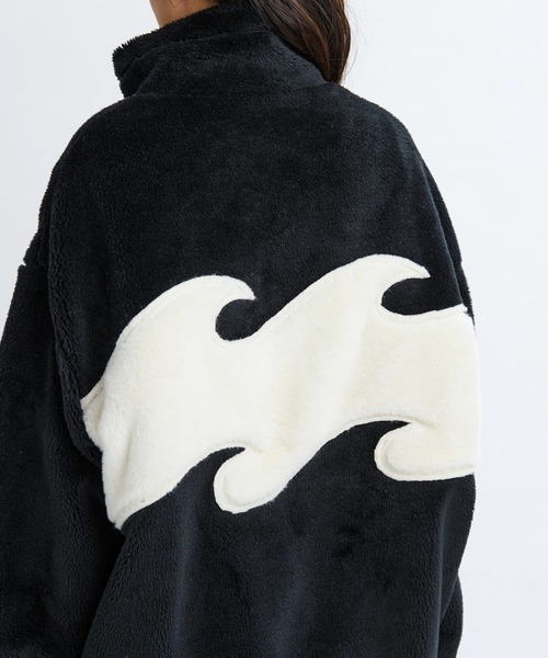 BILLABONG（ビラボン）の「BILLABONG レディース FUR STAND WAVE LIGHT ジャケット 【2025年秋冬モデル】 @autumn/ビラボンルーズシルエットバックウェーブアイコンファーボアジップアップジャケット（ブルゾン・レディース・アイボリー/ブラック/ブルー系その他・LARGE/MEDIUM）」の13枚目の写真