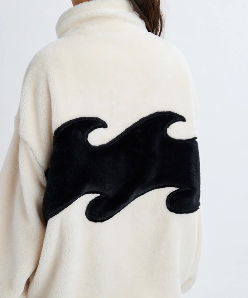 BILLABONG（ビラボン）の「BILLABONG レディース FUR STAND WAVE LIGHT ジャケット 【2025年秋冬モデル】 @autumn/ビラボンルーズシルエットバックウェーブアイコンファーボアジップアップジャケット（ブルゾン・レディース・アイボリー/ブラック/ブルー系その他・LARGE/MEDIUM）」の7枚目の写真