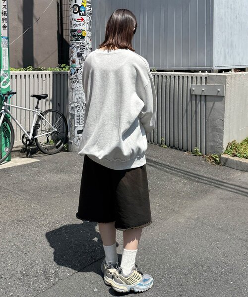 CIAOPANIC（チャオパニック）の「スキッパーカレッジBIGスウェット（スウェット・レディース・ネイビー/ライトグレー/グレー/ピンク・ONE SIZE）」の17枚目の写真