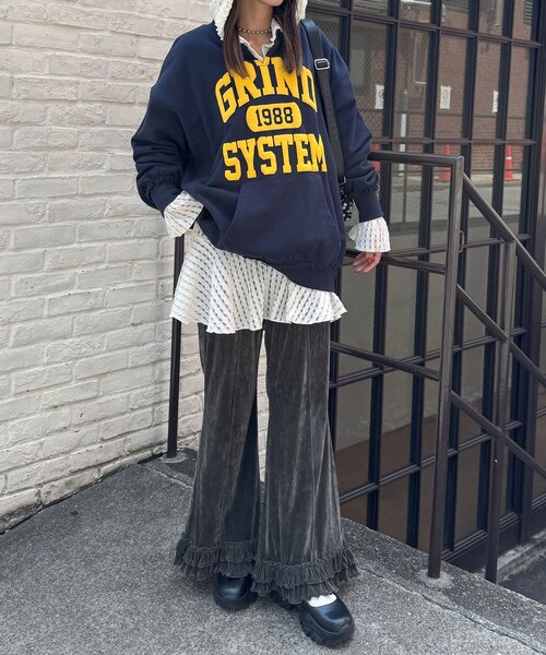 CIAOPANIC（チャオパニック）の「スキッパーカレッジBIGスウェット（スウェット・レディース・ネイビー/ライトグレー/グレー/ピンク・ONE SIZE）」の21枚目の写真