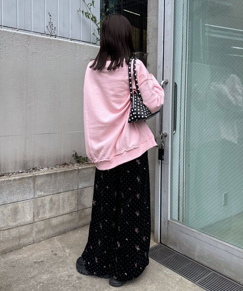 CIAOPANIC（チャオパニック）の「スキッパーカレッジBIGスウェット（スウェット・レディース・ネイビー/ライトグレー/グレー/ピンク・ONE SIZE）」の6枚目の写真