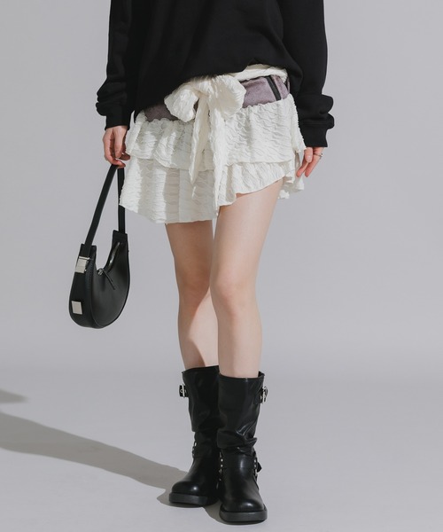 Chick（チック）の「Tiered Mini Skirt with Waist Tie Belt and Ruffled Lace / 腰巻きベルト付き フリルレース ティアードミニスカート（スカート・レディース・ホワイト・FREE）」の15枚目の写真