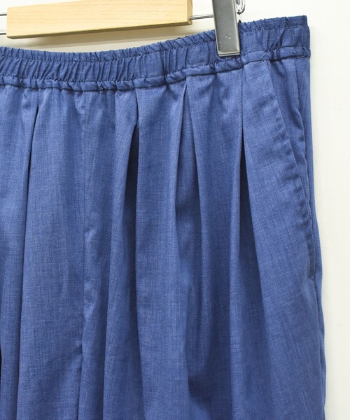 STOF（ストフ）の「TRIPLE TUCK LINEN PANTS（その他パンツ・メンズ・チャコール/レッド/ブルー・S/M）」の19枚目の写真