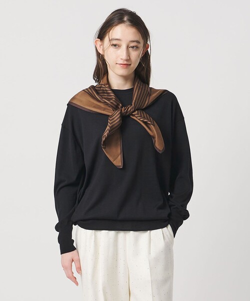 UNITED ARROWS（ユナイテッドアローズ）の「18G ウール クルーネック ニット ‐ウォッシャブル‐（ニット/セーター・レディース・ブラック/ダークブラウン/ネイビー/ベージュ・FREE）」の16枚目の写真