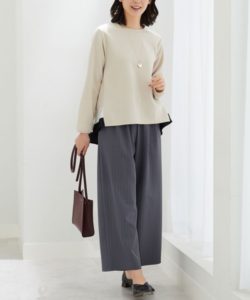 BELLUNA PLUS(ベルーナ)の「裾配色プリーツデザインプルオーバー(Tシャツ/カットソー・レディース・ブルー/ベージュ・LARGE/X-LARGE/MEDIUM)」の9枚目の写真
