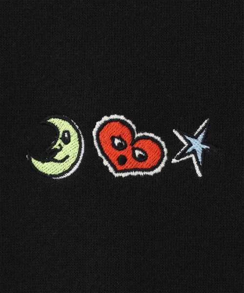 Paul Smith（ポールスミス）の「“Character hearts” スウェット【853299 P7189A】（スウェット・メンズ・ブラック/グレー・MEDIUM/LARGE）」の4枚目の写真