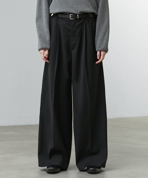 CALLNE(カルネ)の「【CALLNE】2Tuck Baggy Slacks / 2タックバギースラックス(スラックス・メンズ・ブラック系/ブラック・M/L)」の2枚目の写真