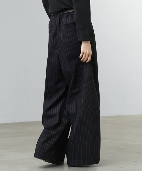 CALLNE(カルネ)の「【CALLNE】2Tuck Baggy Slacks / 2タックバギースラックス(スラックス・メンズ・ブラック系/ブラック・M/L)」の10枚目の写真