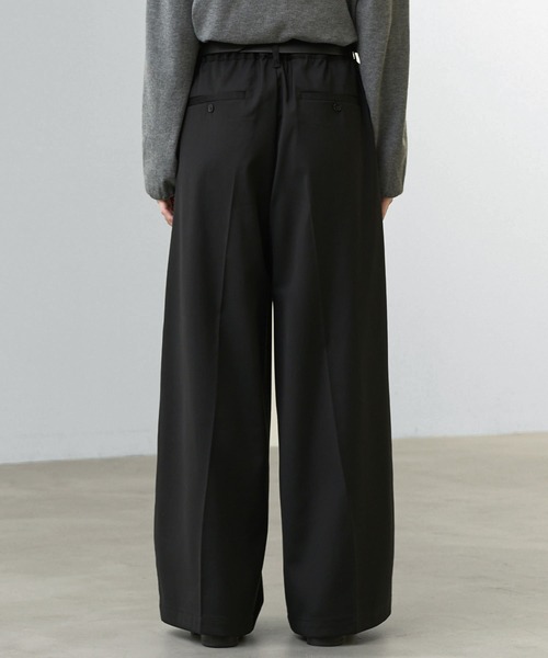 CALLNE(カルネ)の「【CALLNE】2Tuck Baggy Slacks / 2タックバギースラックス(スラックス・メンズ・ブラック系/ブラック・M/L)」の16枚目の写真