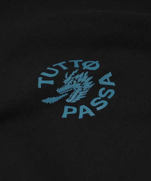 FRIZMWORKS(フリズムワークス)の「TUTTO PASSA SWEATSHIRT _ BLACK(スウェット・レディース・その他・MEDIUM/LARGE/X-LARGE)」の4枚目の写真