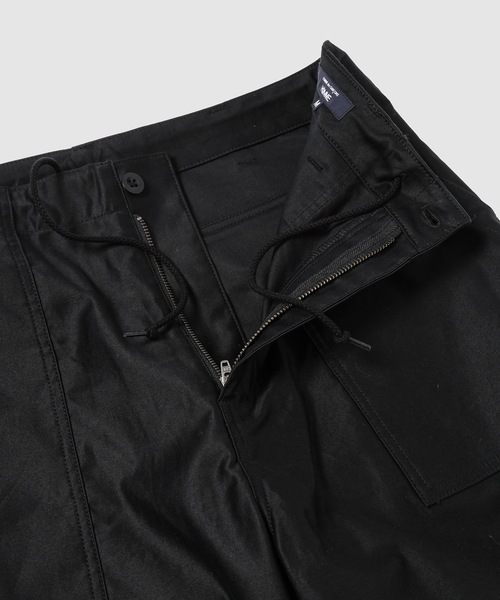 COMME des GARCONS HOMME（コム デ ギャルソン・オム）の「COTTON SATIN PANTS（その他パンツ・メンズ・ブラック/カーキ・XS/S/M/L）」の4枚目の写真