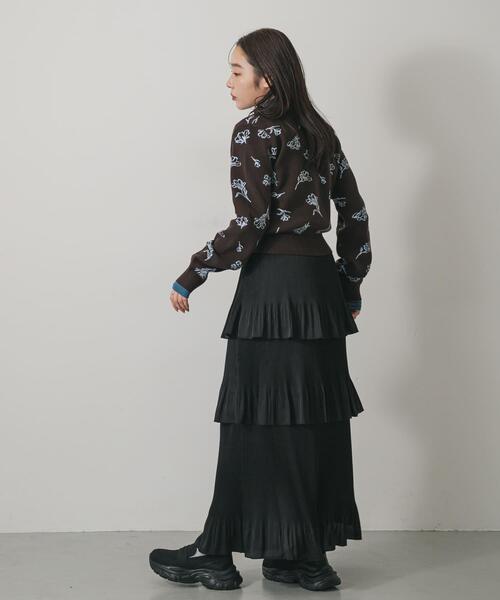 SENSE OF PLACE by URBAN RESEARCH（センスオブプレイスバイアーバンリサーチ）の「『洗濯可』ジャガードフラワーコンパクトニットカーディガン（カーディガン/ボレロ・レディース・ブラウン系その他/ホワイト系その他/ブルー系その他・ONE）」の6枚目の写真