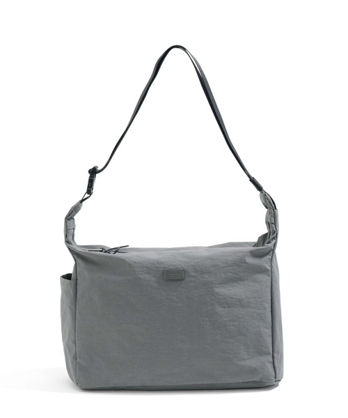 STANDARD SUPPLY（スタンダードサプライ）の「【ECモール限定】スタンダードサプライ / SHRINK NYLON シュリンクナイロン / TRIANGLE SHOULDER トライアングルショルダー（ショルダーバッグ・レディース・ブラック/グレー・FREE）」の6枚目の写真