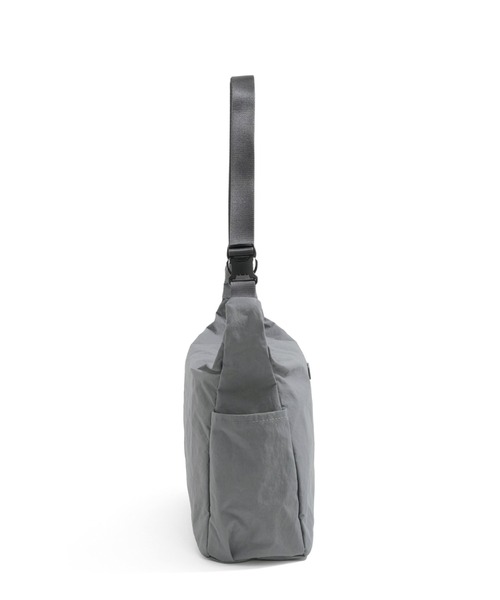 STANDARD SUPPLY（スタンダードサプライ）の「【ECモール限定】スタンダードサプライ / SHRINK NYLON シュリンクナイロン / TRIANGLE SHOULDER トライアングルショルダー（ショルダーバッグ・レディース・ブラック/グレー・FREE）」の8枚目の写真