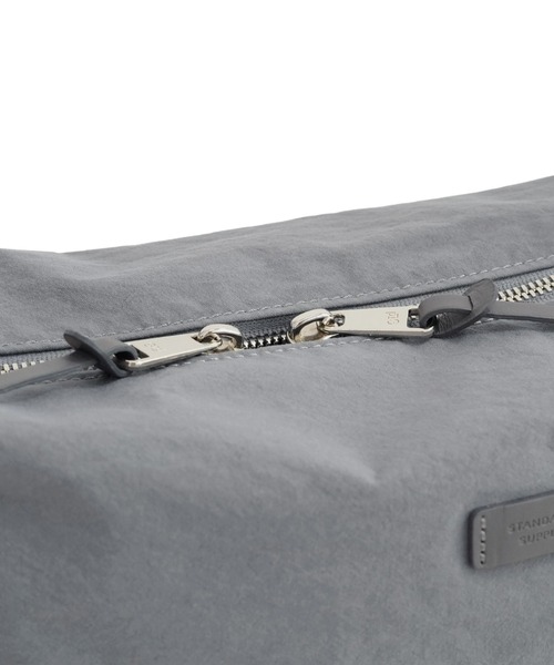 STANDARD SUPPLY（スタンダードサプライ）の「【ECモール限定】スタンダードサプライ / SHRINK NYLON シュリンクナイロン / TRIANGLE SHOULDER トライアングルショルダー（ショルダーバッグ・レディース・ブラック/グレー・FREE）」の20枚目の写真