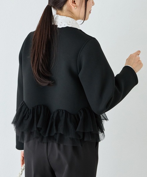 INCEDE（インシード）の「スポンジリバー 裾ペプラムジャケット│美シルエット/大人ペプラム/上品見え/大人フェミニン（ノーカラージャケット・レディース・ベージュ/ブラック・LL/L/M）」の8枚目の写真