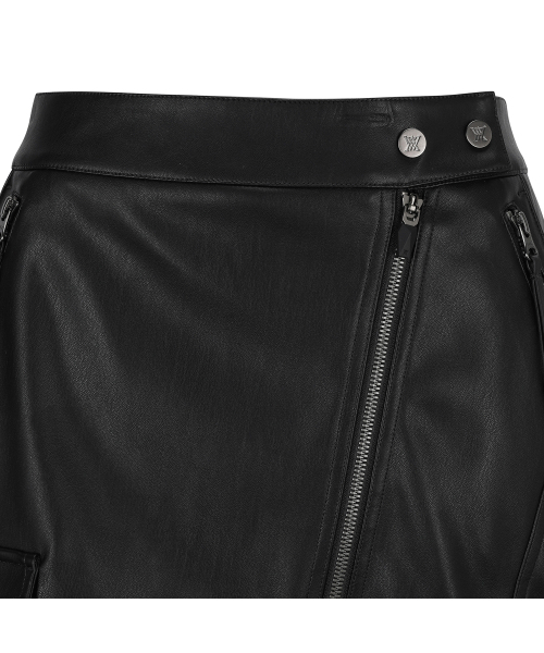 ANEW GOLF（アニューゴルフ）の「W FAUX LEATHER A-LINE SQ_BK（スカート・レディース・その他・SMALL/MEDIUM/LARGE/XX-SMALL/X-SMALL）」の5枚目の写真