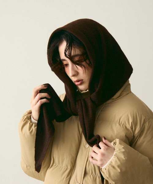 Trish（トリッシュ）の「【ウール混】アソート　トライアングルニットマフラー（ストール/ショール・レディース・ブラウン/ブラック/グレー/グレー系その他/ブラウン系その他/ブラック系その他・FREE）」の5枚目の写真