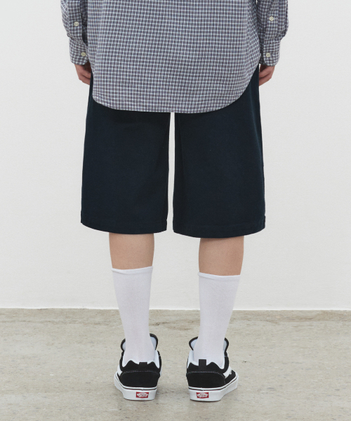 DECET（デケト）の「Cotton 2Pleats Shorts DCPT041Navy（その他パンツ・レディース・その他・26/28/30）」の4枚目の写真