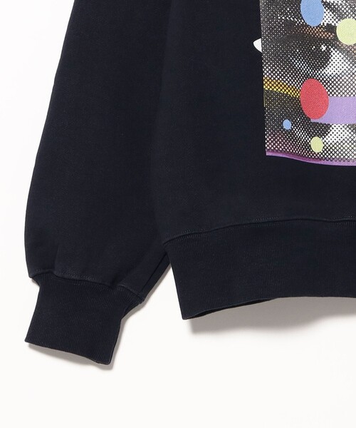 BEAMS T（ビームスティー）の「Paul Insect / Crewneck Sweatshirt（スウェット・メンズ・ネイビー・SMALL/MEDIUM/LARGE/X-LARGE）」の4枚目の写真