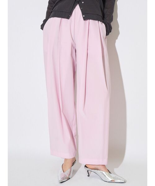 ELENDEEK(エレンディーク)の「イージータックコクーンパンツ(その他パンツ・レディース・オフホワイト/ブラック/ミント/ピンク/ブラウン・01/02)」の5枚目の写真