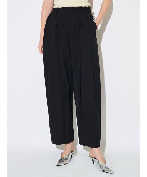 ELENDEEK(エレンディーク)の「イージータックコクーンパンツ(その他パンツ・レディース・オフホワイト/ブラック/ミント/ピンク/ブラウン・01/02)」の2枚目の写真