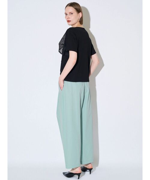 ELENDEEK(エレンディーク)の「EASY TUCK COCOON PT(その他パンツ・レディース・オフホワイト/ブラック/ミント/ピンク/ブラウン・01/02)」の12枚目の写真