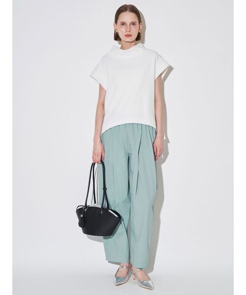 ELENDEEK(エレンディーク)の「EASY TUCK COCOON PT(その他パンツ・レディース・オフホワイト/ブラック/ミント/ピンク/ブラウン・01/02)」の13枚目の写真